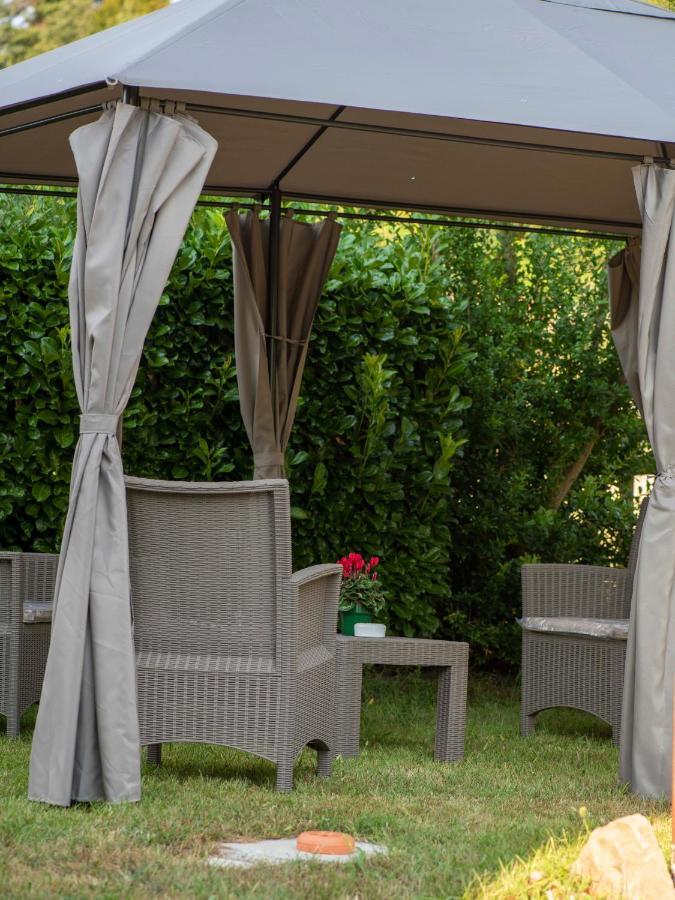 Agriturismo Cascina Costa Cassago Brianza Luaran gambar